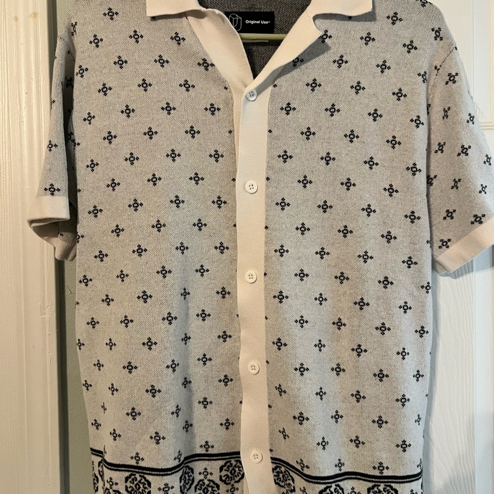 Men's White Patterned Short-Sleeve Shirt